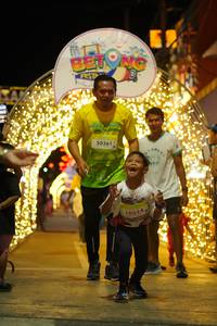 BIB: 50361, 10014
                            <button type="button" onclick="openModal(21830954)" class="btn btn-primary btn-sm float-right btn-popup" data-toggle="modal" data-target=".modal-high-quality">
                        <i class="fas fa-shopping-cart"></i> Add to Cart
                    </button>
                                            <button type="button" onclick="isThisMe(21830954, true)" class="btn btn-success btn-sm float-right btn-popup btn-isme hidden" data-toggle="tooltip" data-placement="bottom" title="นี่คือรูปของคุณใช่ไหม คลิกที่นี่เพื่อเอาเข้าอัลบั้ม">
                        <i class="fas fa-plus"></i> Add to album
                    </button>
                    <button type="button" onclick="isThisMe(21830954, false)" class="btn btn-warning btn-sm float-right btn-popup btn-isnotme hidden">
                        <i class="fas fa-ban"></i> Remove from album
                    </button>